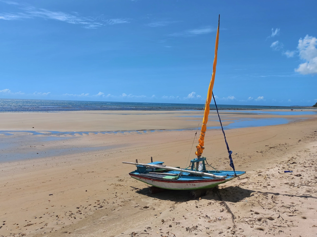 Foto da praia da Baleia que fica localizado em Itapipoca Ceará